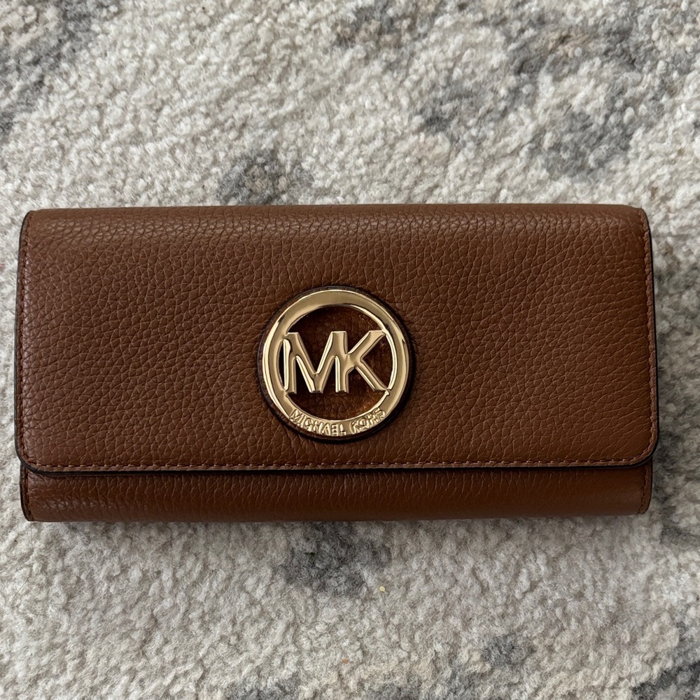 Michael Kors Tan Leather Wallet with Gold Logo